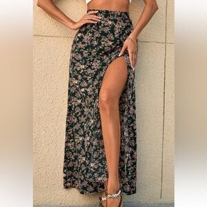 High Waist Black Floral Women’s, Slit/split thigh long Maxi Skirt, XS